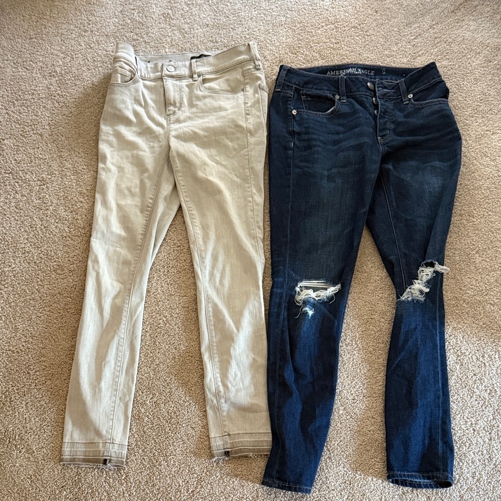 American Eagle Outfitters Women's Skinny Jeans - Beige and Dark Blue